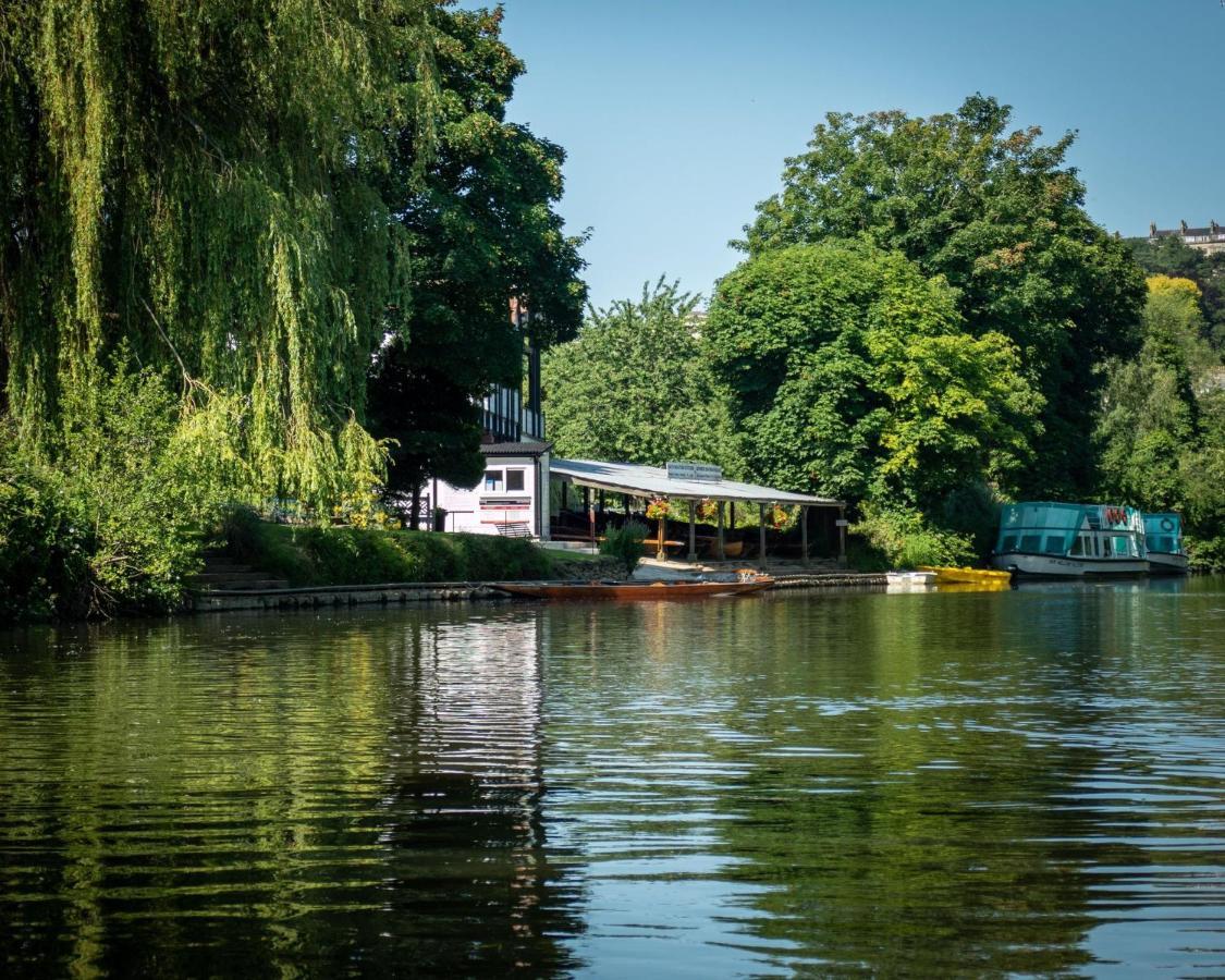 Bath Boating Station Villa Exteriör bild